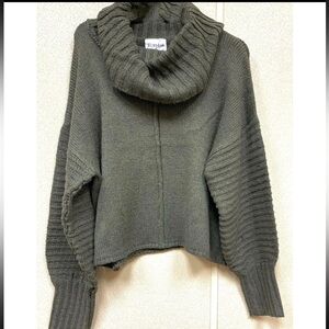 NWT- Olive & Oak Cowl Neck Sweater!